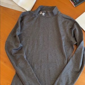 Under armor cold gear mock Sz M